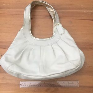 Coach cream leather shoulder bag